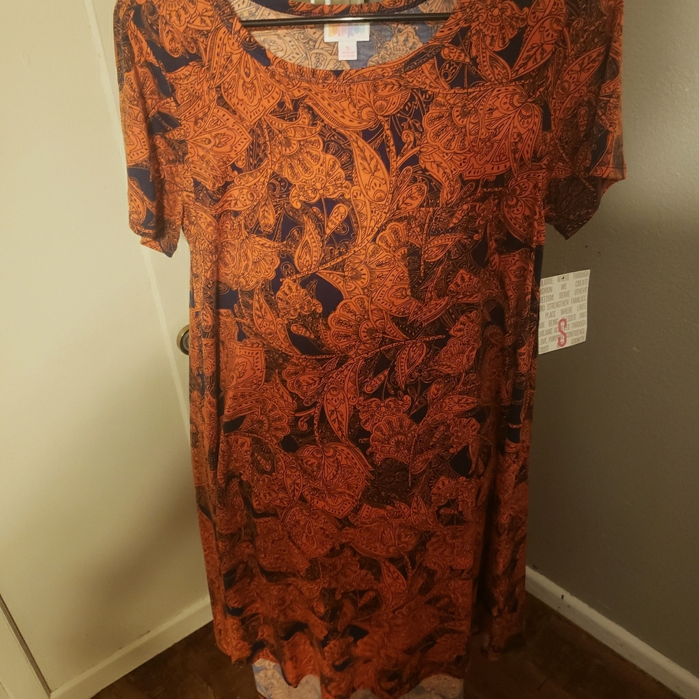 Lularoe Carly NWT size small